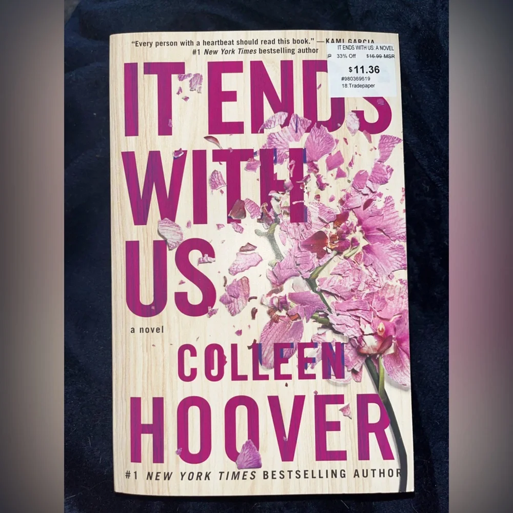 Book Bundle - Picture 2 of 11